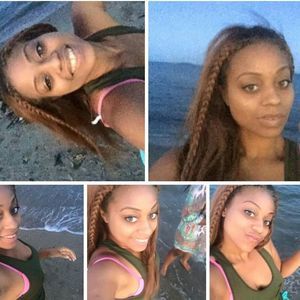 Meet your Posher, Chanel